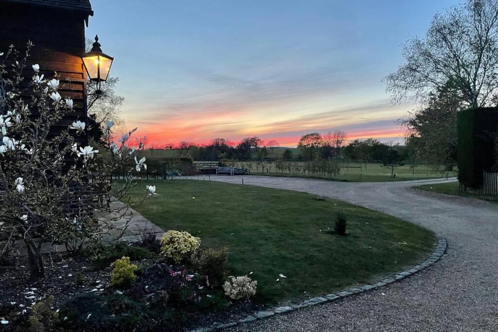 Immaculate Barn Annexe Close To Stansted Airport 大邓莫 外观 照片